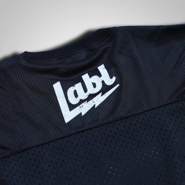 LABL CLASSIC STRIKE B&W - Image 4